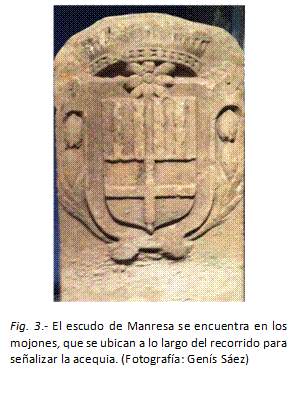  
Fig. 3.- El escudo de Manresa se encuentra en los mojones, que se ubican a lo largo del recorrido para señalizar la acequia. (Fotografía: Genís Sáez)

